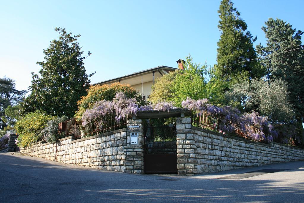 B&B Il Glicine Bedizzole Luaran gambar