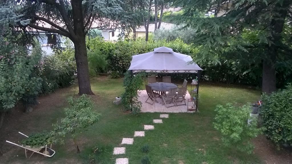 B&B Il Glicine Bedizzole Luaran gambar