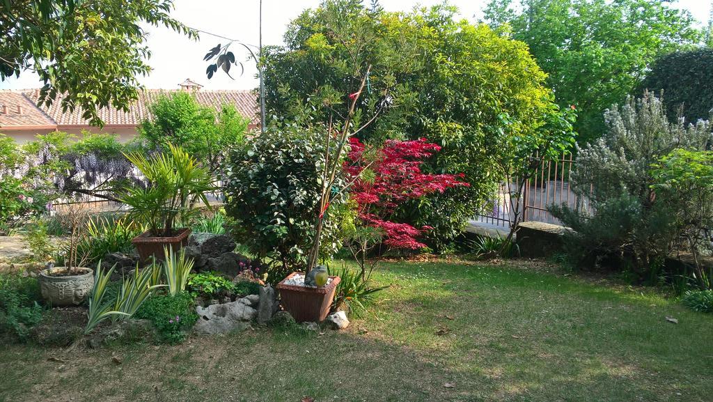 B&B Il Glicine Bedizzole Luaran gambar